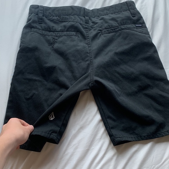 Short volcom - Picture 4 of 4